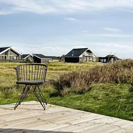 Minimalist Coziness By The Wild North Sea *